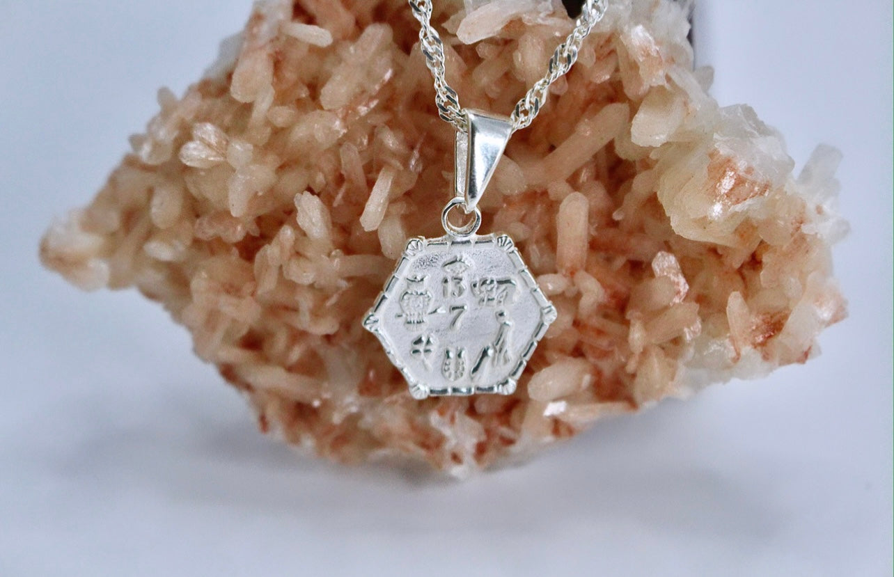 LUCKY HEXAGON Pendant