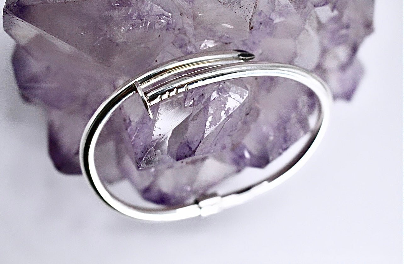 NAIL BANGLE Bracelet