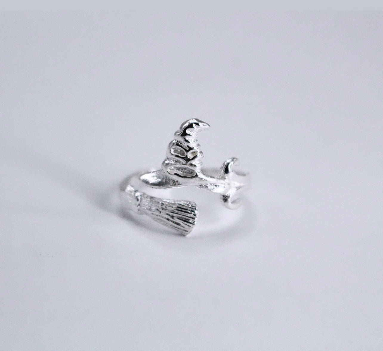 SORTING HAT & BROOM Ring