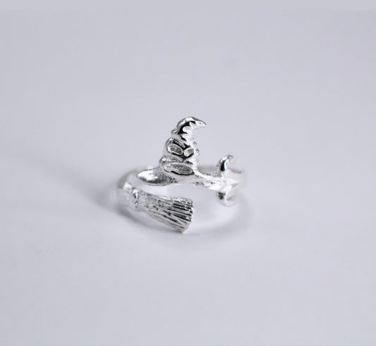 SORTING HAT & BROOM Ring