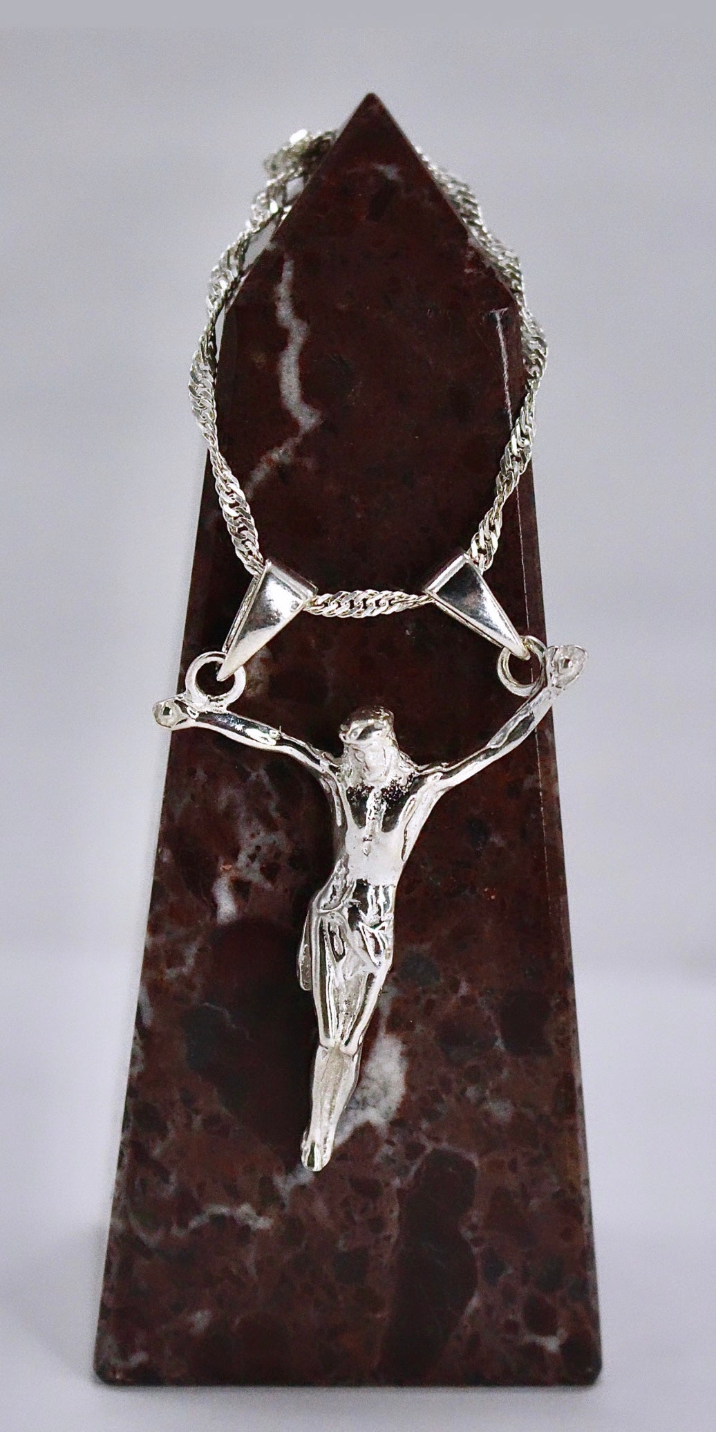 (L) JESUS Pendant