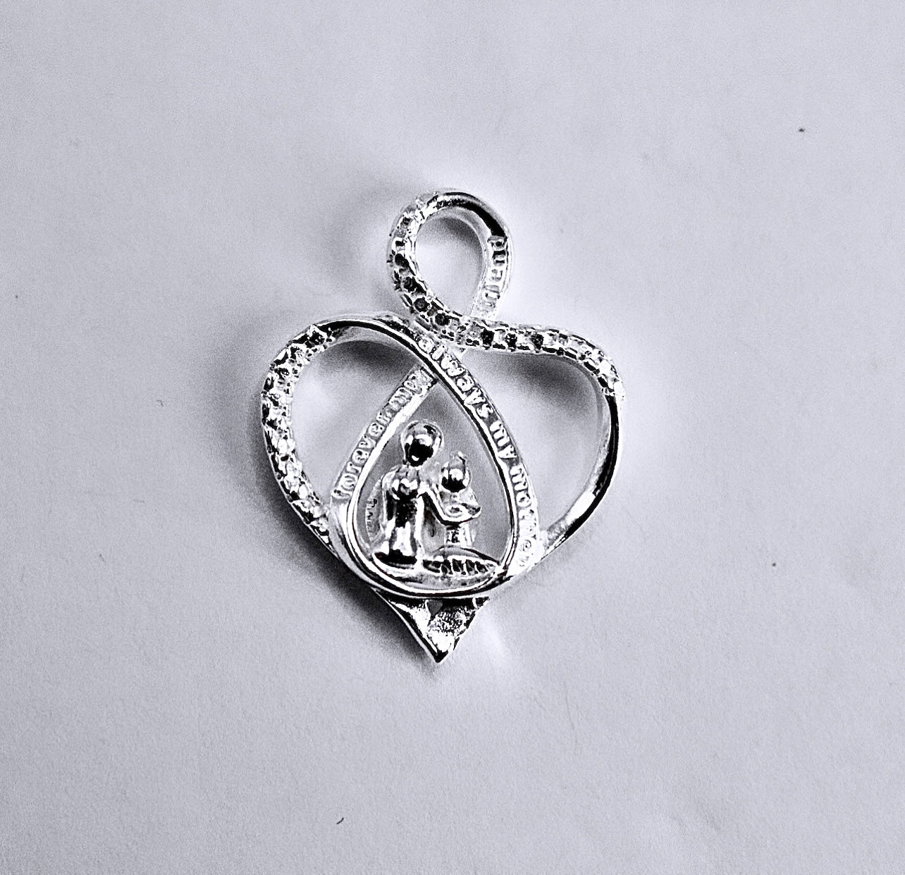 MOM & DAUGHTER Pendant