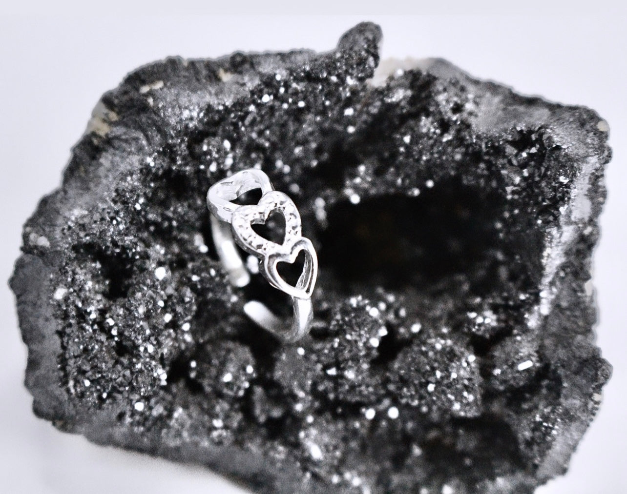 3 HEARTS (Mid Finger) or (Kids) Ring