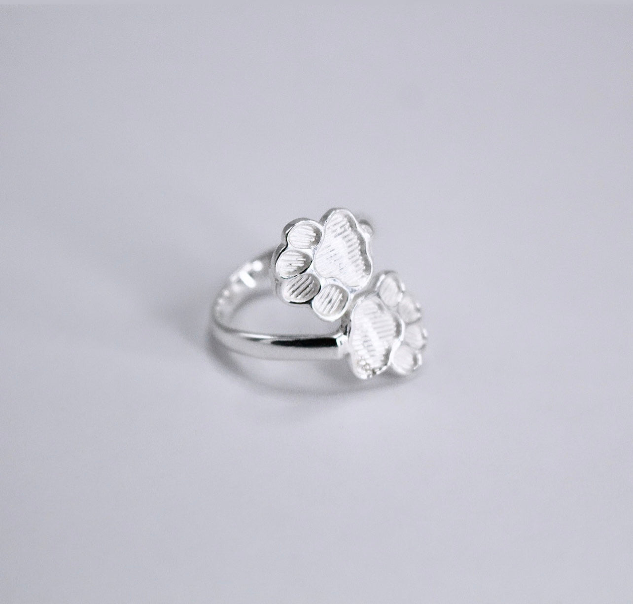 TWO PAWS Ring