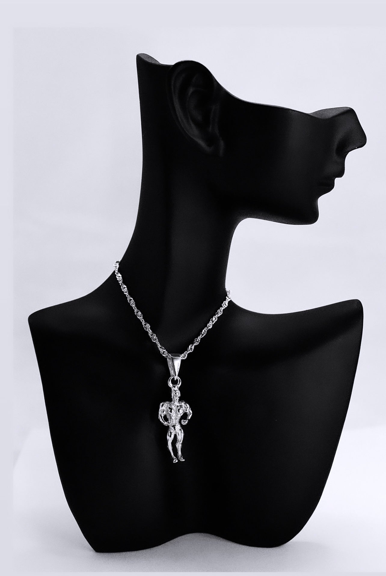 BODY BUILDER Pendant