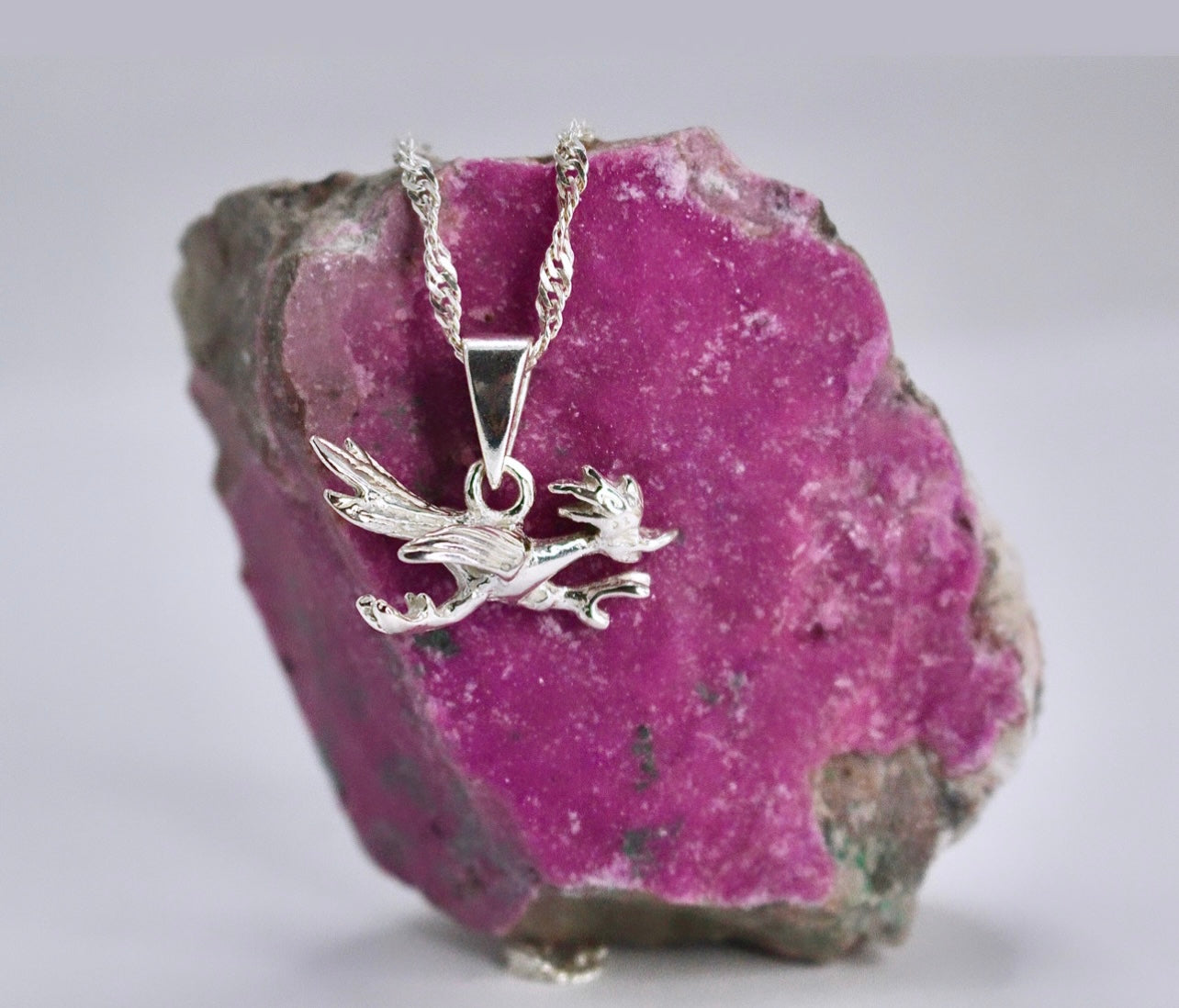 ROAD RUNNER Pendant