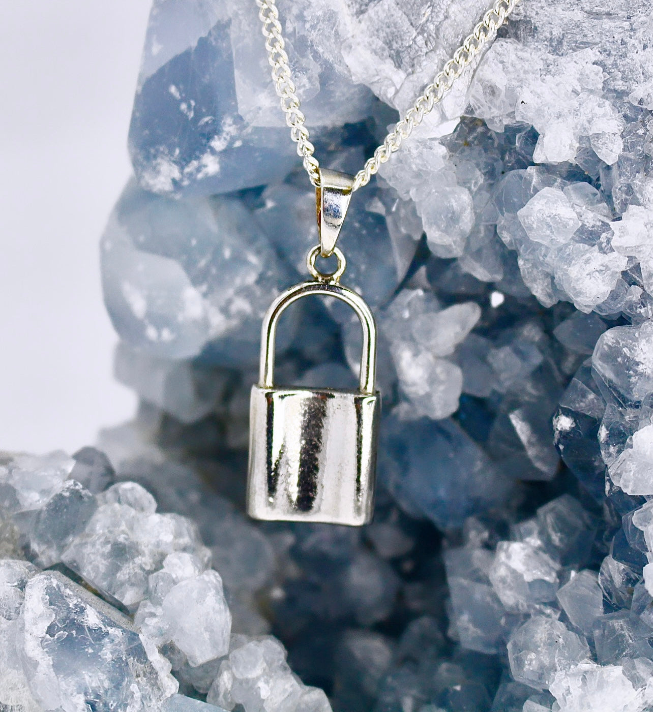 LOCK Pendant