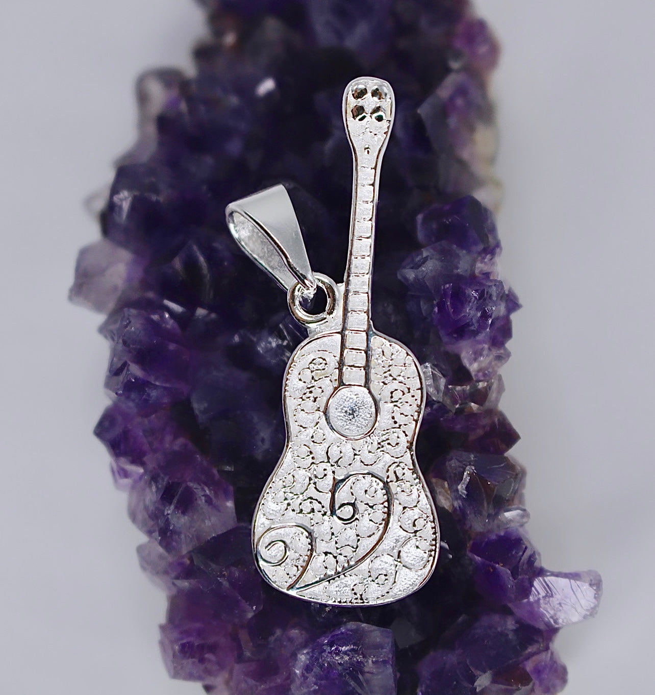 GUITAR Pendant