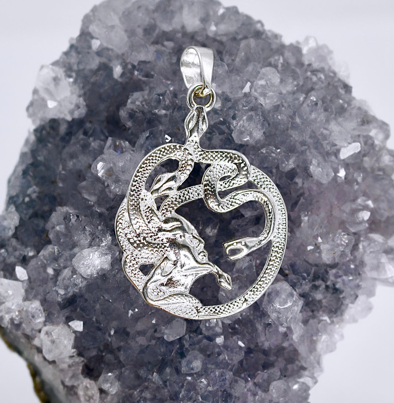 MEDUSA Pendant