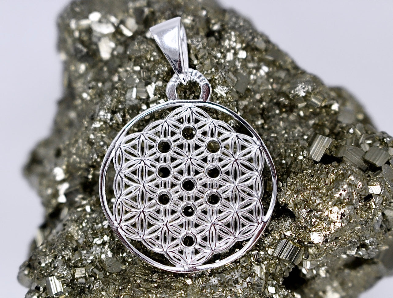 FLOWER OF LIFE Pendant
