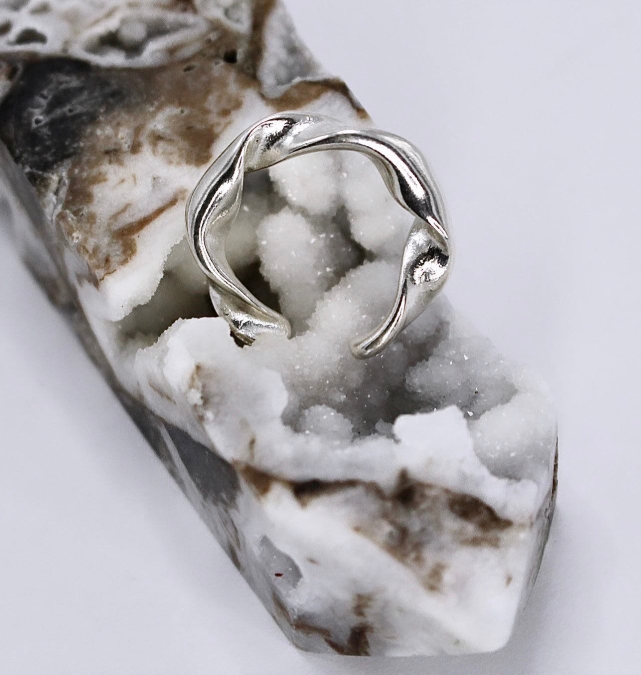 TWISTED (MID FINGER) or (KIDS) Ring