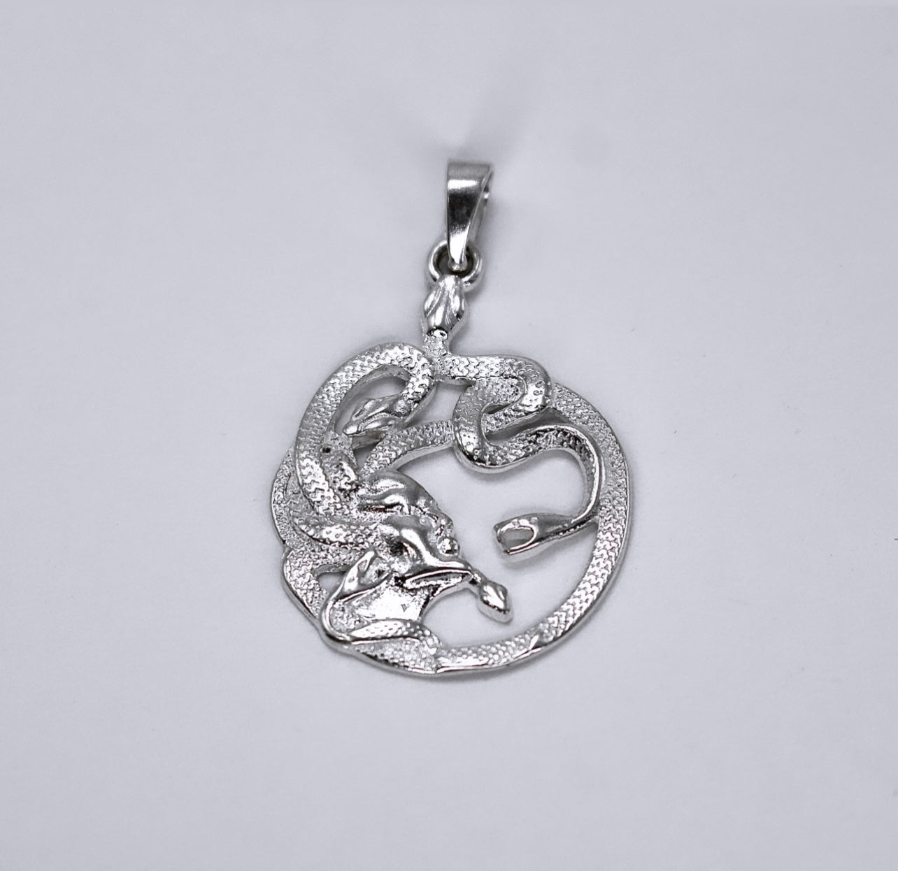 MEDUSA Pendant