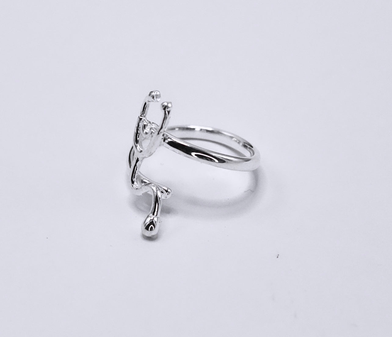 STETHOSCOPE Ring