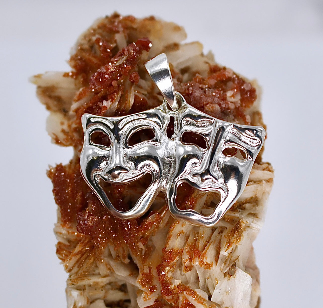 (Large) ACTORS FACE Pendant