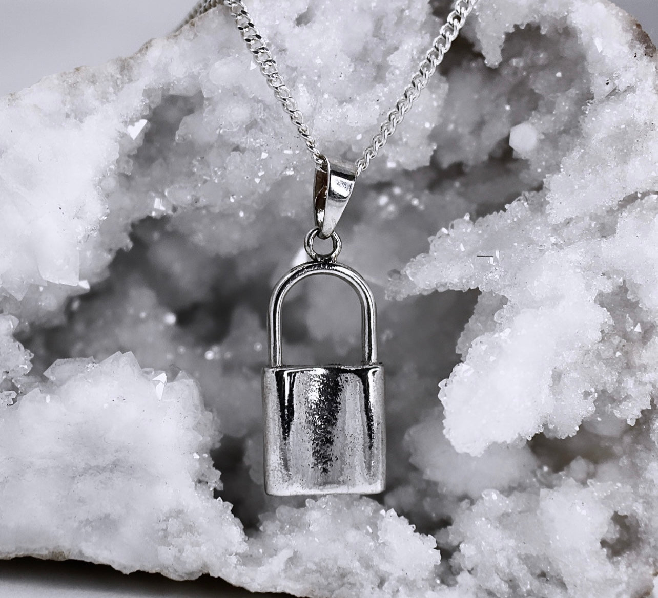 LOCK Pendant