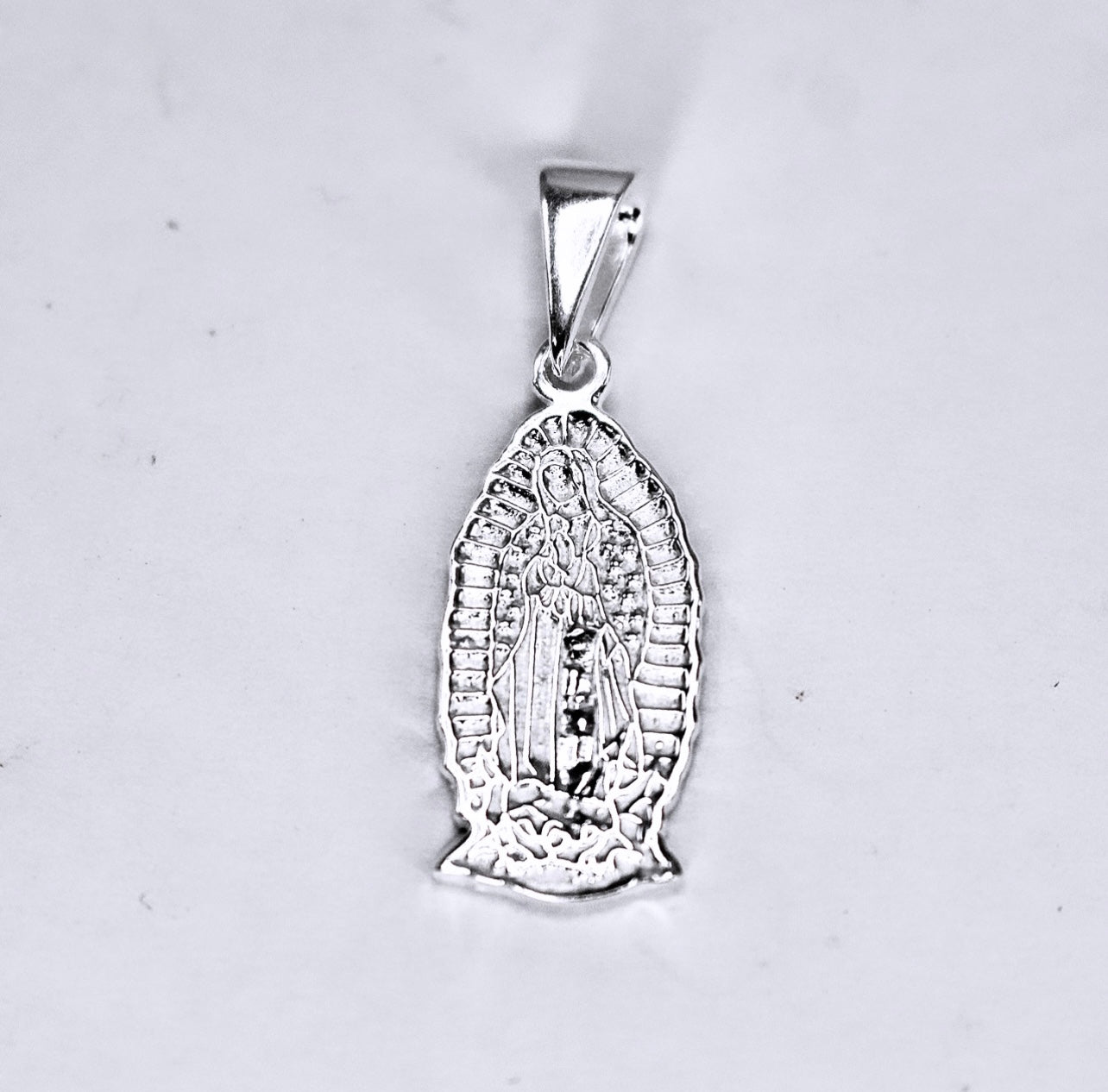 VIRGIN MARY Pendant